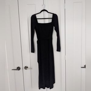 Aritzia Wilfred Saturn Wrap Dress - Long sleeve version